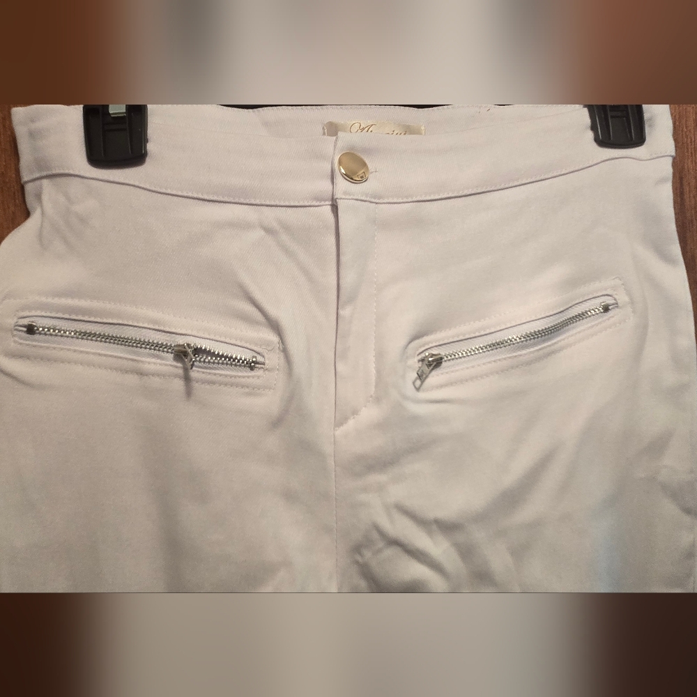 Aiweiyi White Skinny Jeans/leggins with Zipper Details Sz13 NWT - Picture 8 of 8
